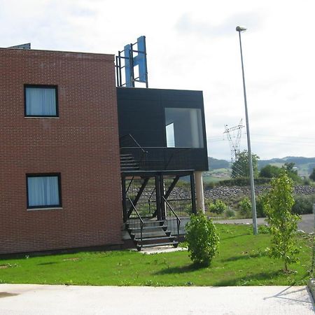 Puerta De Santillana Reocin Exterior photo