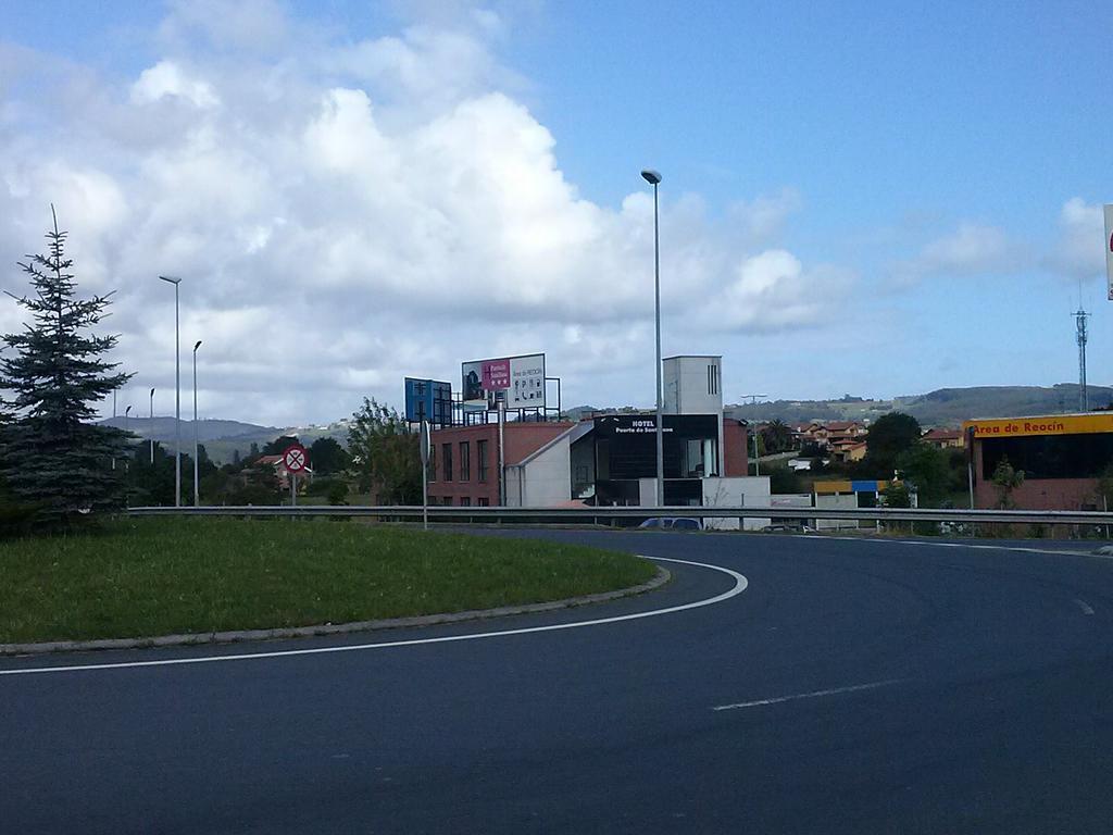 Puerta De Santillana Reocin Exterior photo