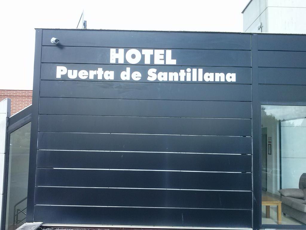 Puerta De Santillana Reocin Exterior photo